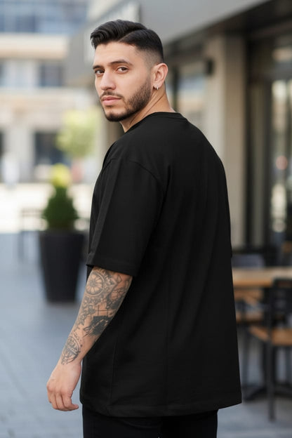 Camiseta oversize basico negro 200gr